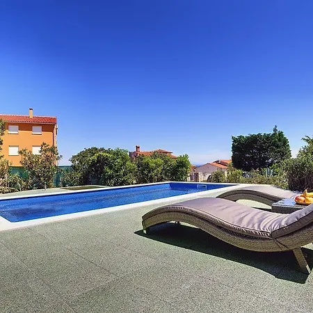 Ruza Holiday home Liznjan