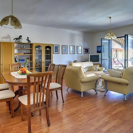 Ruza Holiday home